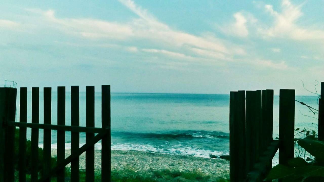 Seafront Villa Joan Nea Skioni Dış mekan fotoğraf